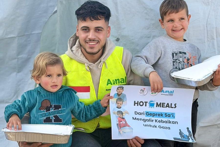 Bersama 3 Lembaga, AMAL Distribusikan 2.100 Hot Meals di Gaza Utara