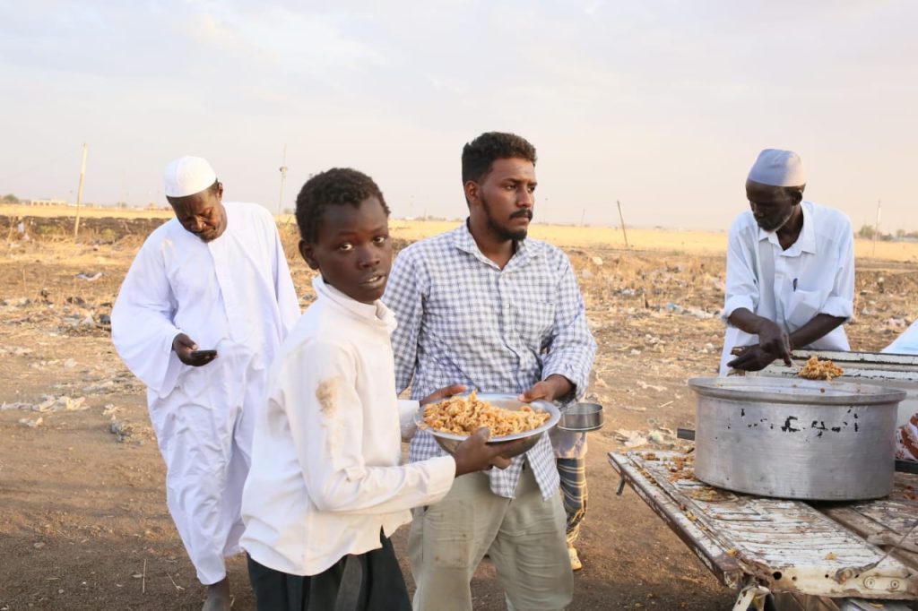 Hadirkan Kebahagiaan Ramadhan, AMAL Distribusikan Ifthar untuk 1.000 Penerima di Sudan